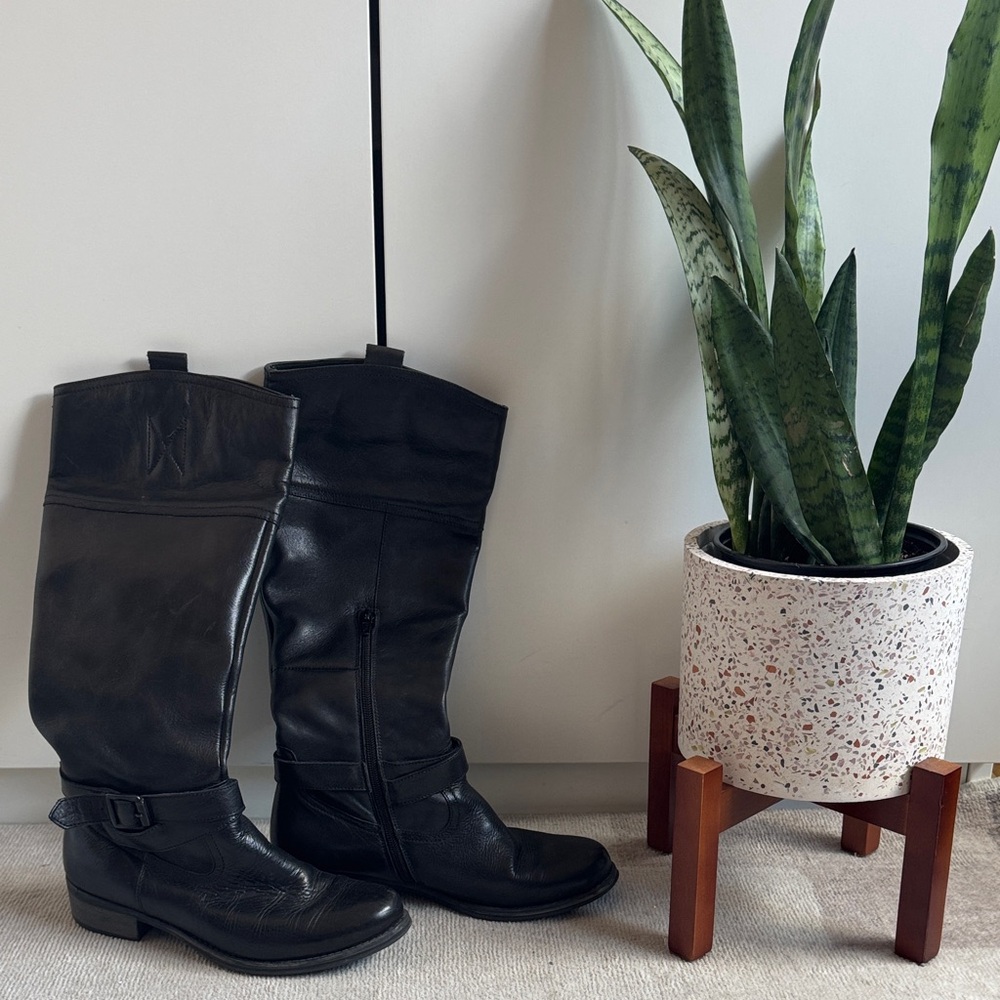 Beautiful Aldo Leather Boots  perfect for winter & rainy days